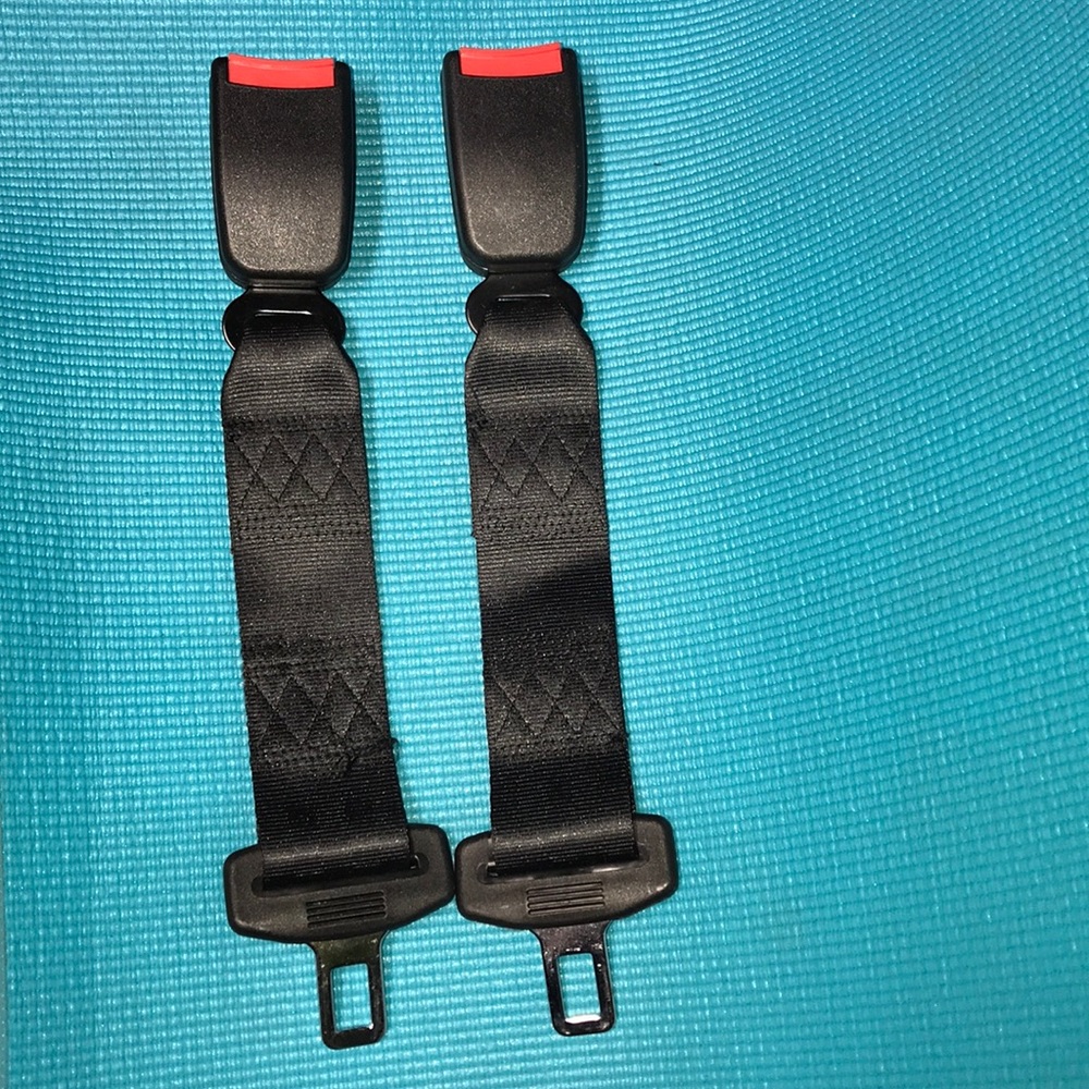 Seatbealt extenders